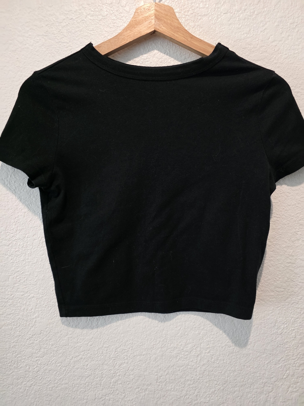 wild fable Black Short Sleeve Cropped Tee